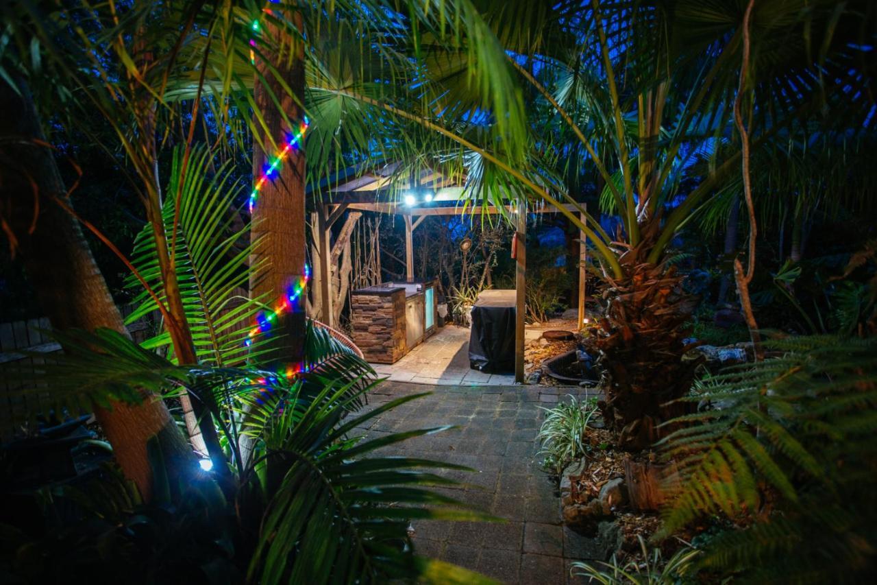 Marazul Paradise Beach House- Panoramic Ocean Views Vincentia Esterno foto